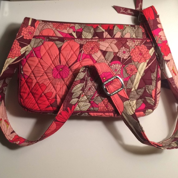 - Floral Vera Bradley Crossbody Bag - Picture 2 of 6